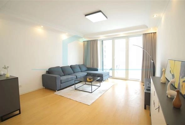 Rm 1602 No W6 Top of City(4)