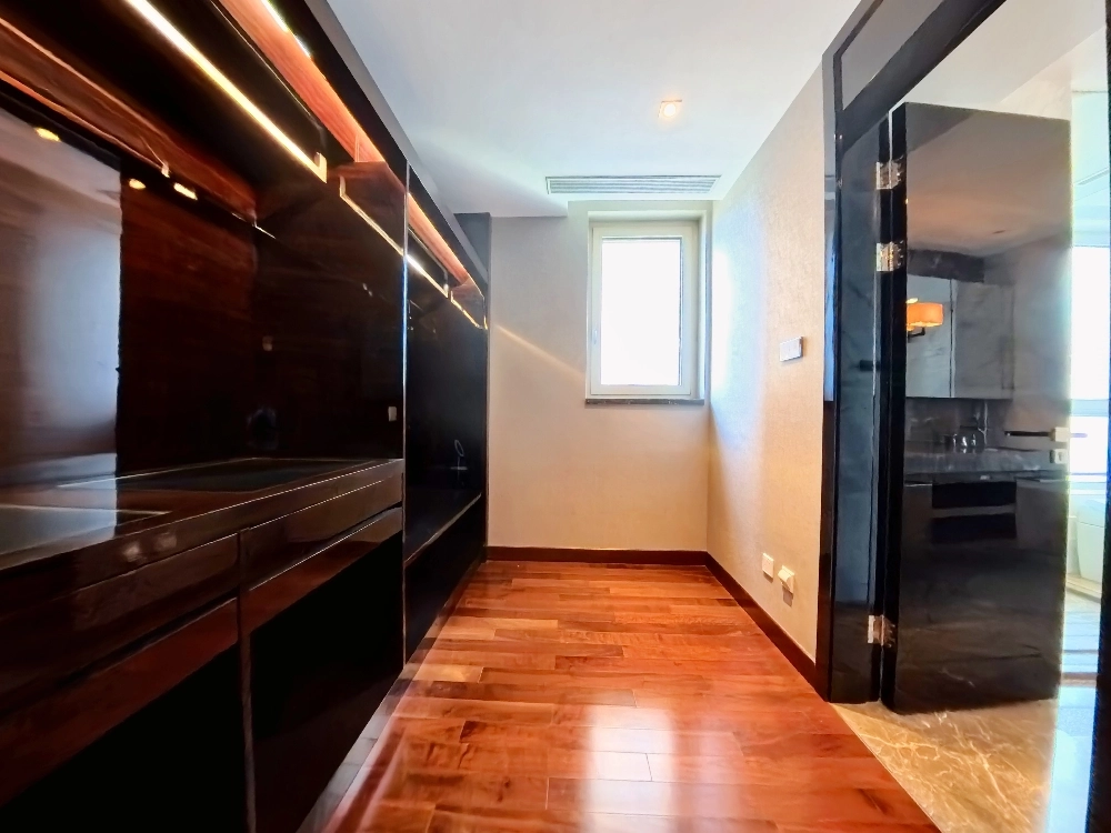 Rm 1603 No 9 The Paragon(8)