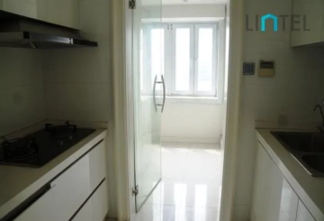 Rm 16A Huashan Square(4)