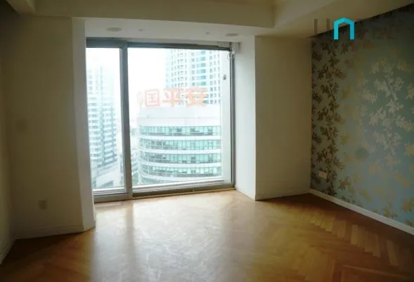 Rm 16A Huashan Square(10)