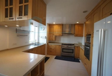 Rm 16A Mayfair Tower(5)