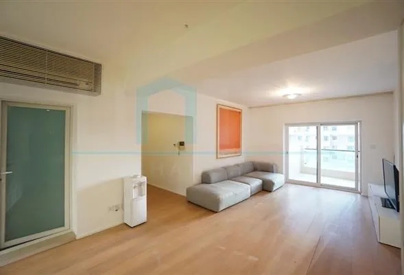 Rm 16A No 1 Ambassy Court(2)