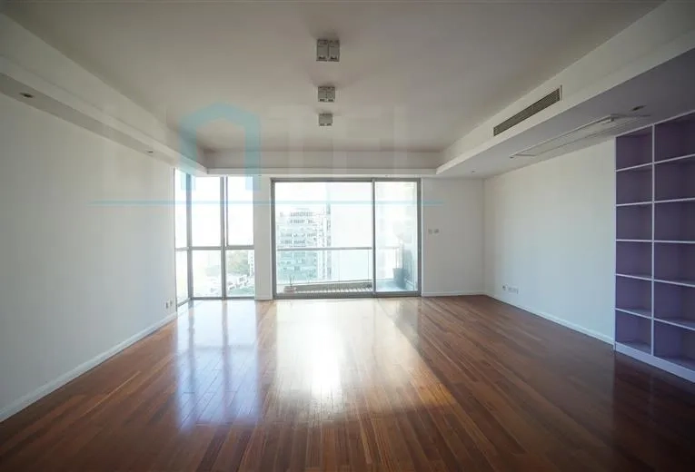 Rm 16A No 1 Chevalier Place(2)