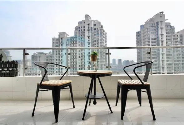 Rm 16B No D9 Top of City(3)