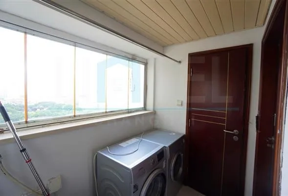 Rm 16C Unit 2 No 3 Shimao Riviera(20)