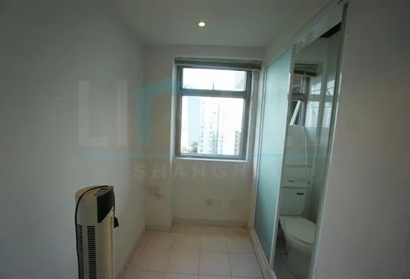 Rm 16C Unit 2 No 3 Shimao Riviera(21)