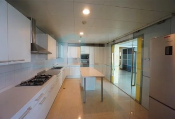 Rm 16C Unit 2 No 3 Shimao Riviera(8)