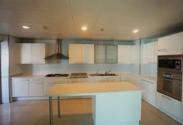 Rm 16C Unit 2 No 3 Shimao Riviera(9)