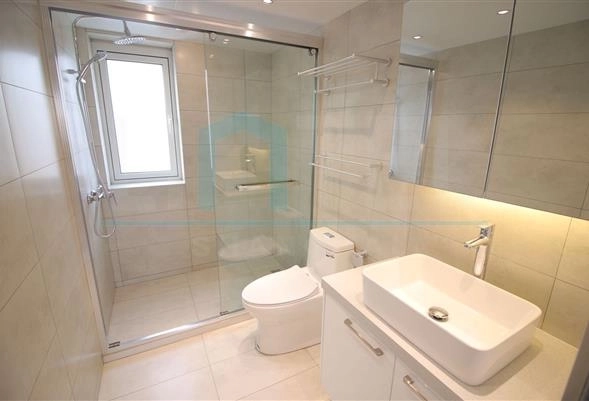 Rm 16D No 3 Grand Plaza(9)