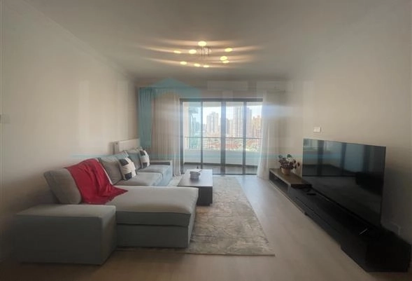 Rm 16D No 4 One Park Avenue