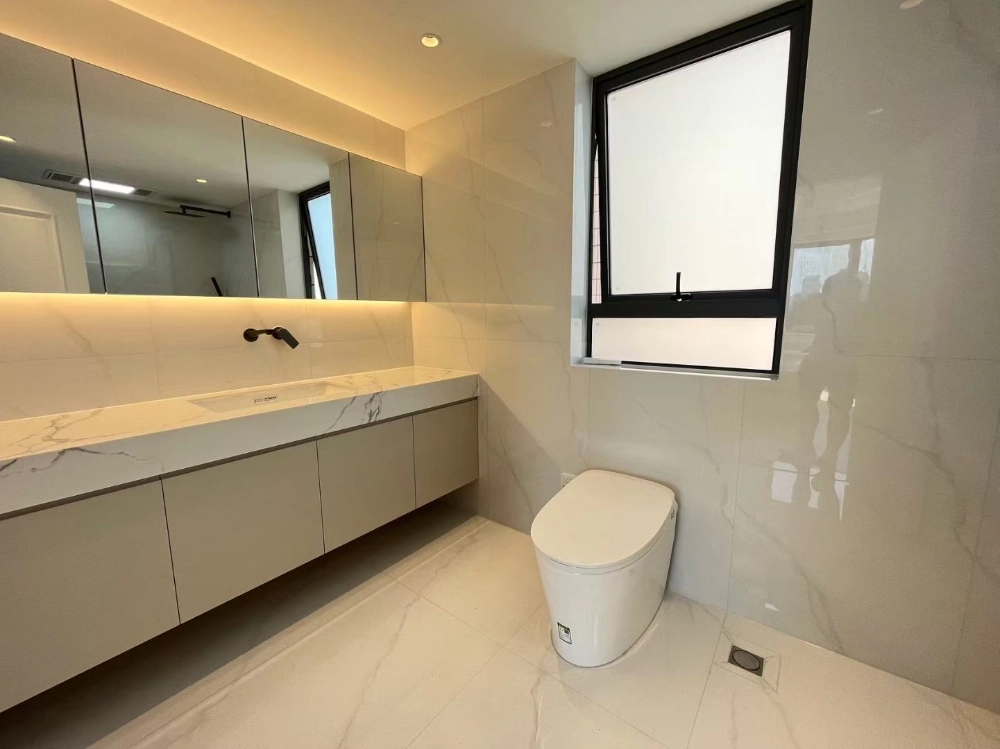 Rm 16D No 9 Grand Plaza(5)