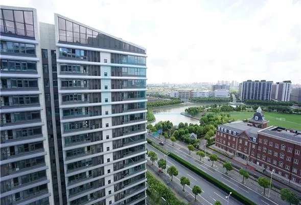 Rm 1701 No 5 Crystal Plaza Residences(9)