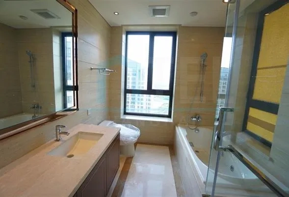 Rm 1701 No 56 Yandlord Western Garden(13)