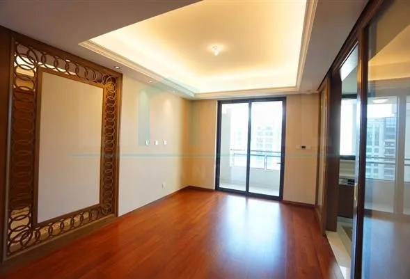 Rm 1701 No 56 Yandlord Western Garden(7)