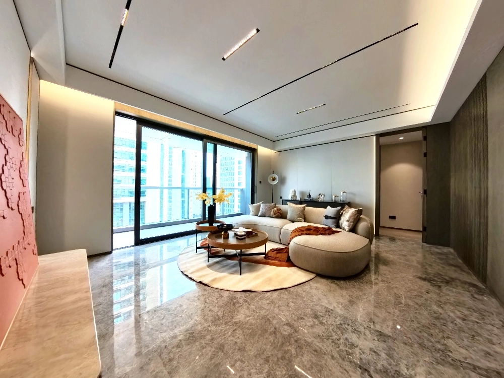 Rm 1701 No 7 Hong Yin Li