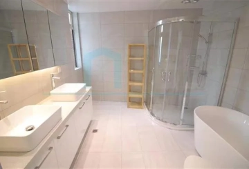 Rm 1702 No 2 La Doll international(8)