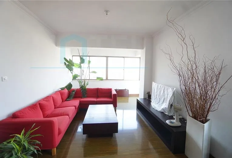 Rm 1702 No 3 Lane 251 Jiashan  Road