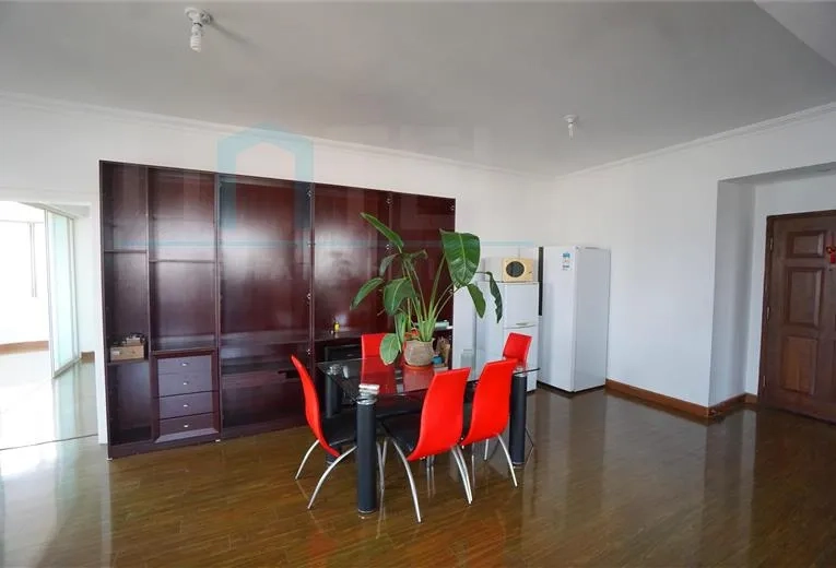 Rm 1702 No 3 Lane 251 Jiashan  Road(2)