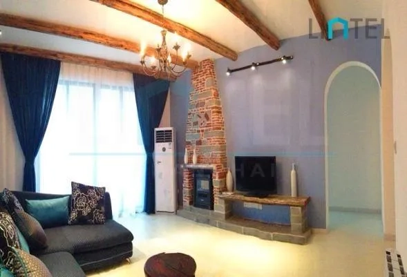 Rm 1702 No 6 The Century Garden