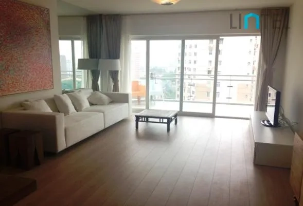 Rm 1708 No 3 Central Residence I