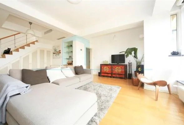 Rm 17A No 170 Jiashan Road(2)