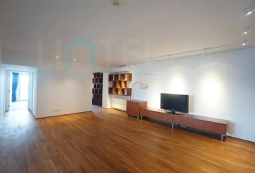 Rm 17B Mayfair Tower(3)