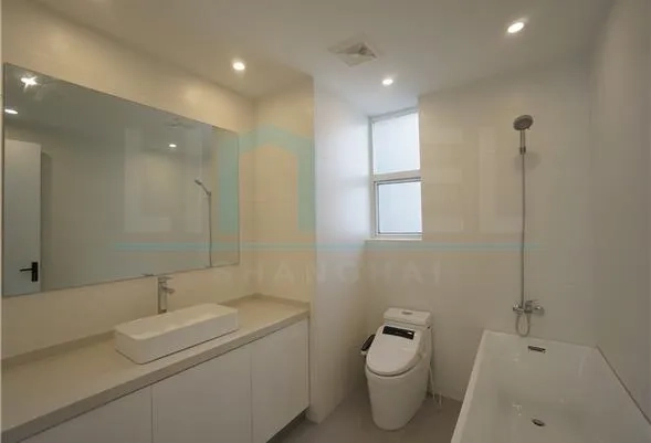 Rm 17B No 1 Chevalier Place(17)