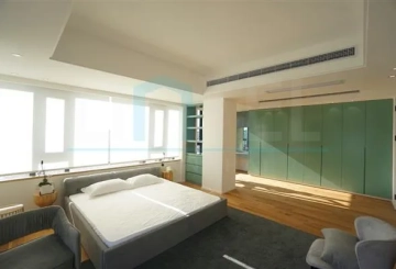 Rm 17B No 170 Jiashan Road(14)