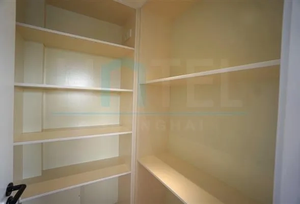Rm 17B No 170 Jiashan Road(33)