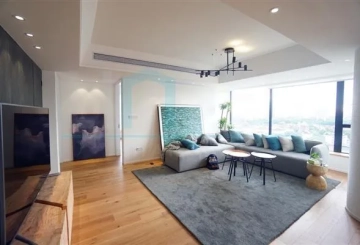 Rm 17B No 170 Jiashan Road(5)