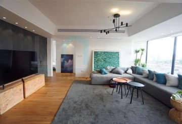 Rm 17B No 170 Jiashan Road(6)