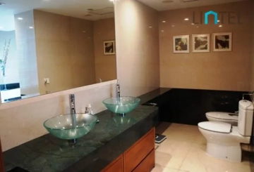 Rm 17B The House(15)