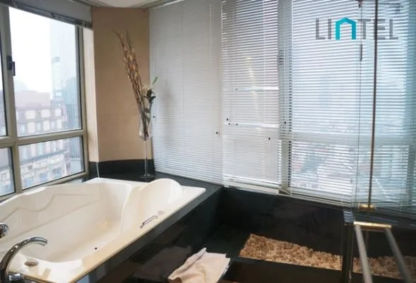 Rm 17B The House(16)