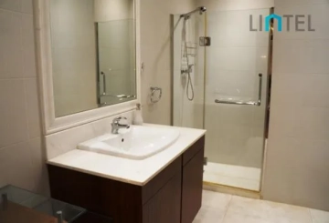 Rm 17B The House(21)