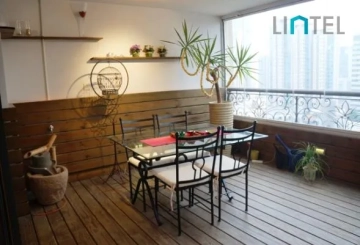Rm 17B The House(4)