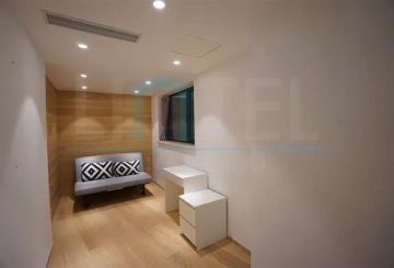 Rm 17C No 2 41 Hengshan Road(11)