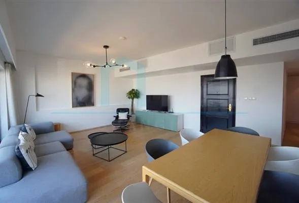 Rm 17C No 2 41 Hengshan Road(2)