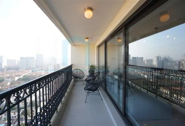 Rm 17C No 2 41 Hengshan Road(4)