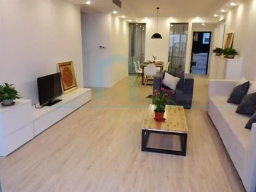 Rm 1801 No 3 Central Residence I