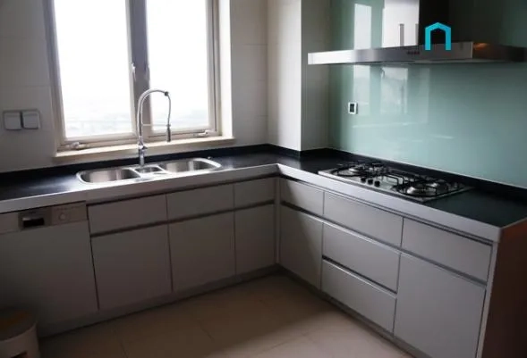 Rm 1802 No 19 Yanlord Town(5)