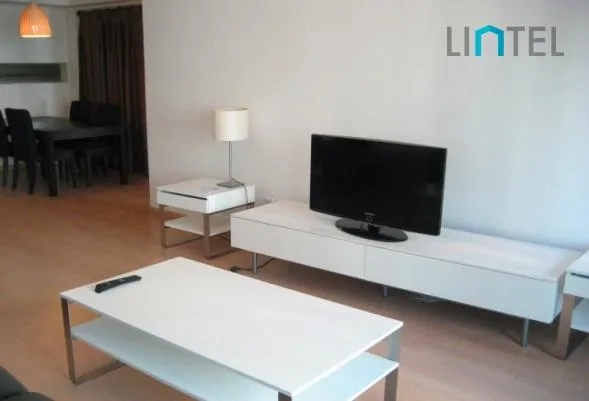 Rm 1802 No 4 Eight Park Avenue(2)