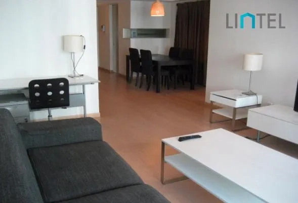 Rm 1802 No 4 Eight Park Avenue(3)