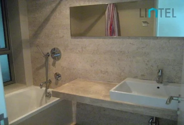 Rm 1802 No 4 Eight Park Avenue(7)