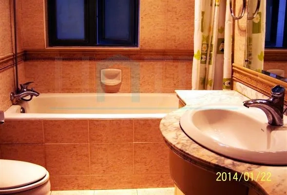 Rm 1802 No 7 St John Ming Di(5)