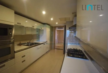 Rm 1803 No A Oriental London Plaza(4)