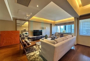 Rm 1809 No W Shanghai Center