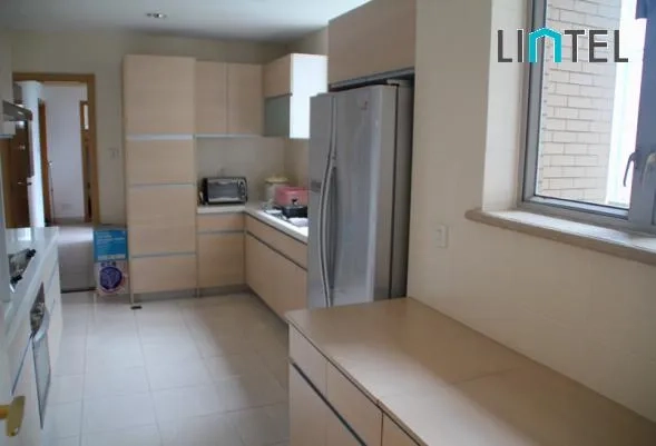 Rm 18A No 1 Chevalier Place(4)