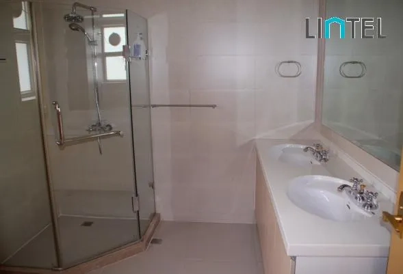 Rm 18A No 1 Chevalier Place(6)