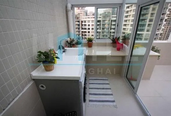 Rm 18A No 9 Da'an Garden(15)
