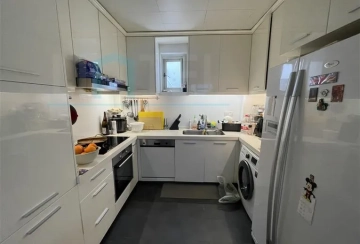 Rm 18A Royal Mansion(3)